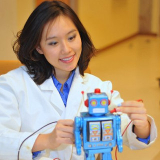 Carol Reiley AI Robotics Entrepreneur|Board Member|Investor|SF Symphony Collaborative Partner|World Economics Forum YGL|Forbes Top 50 Women in Tech|Builds things that don't exist and makes humans superhumans Top AI Influencer Victrays promote your tool