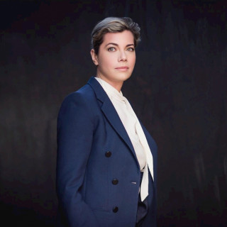 Dr. Anastassia Lauterbach Technology strategist experienced in the high-tech ecosystem domain... Top AI Influencer Victrays promote your tool
