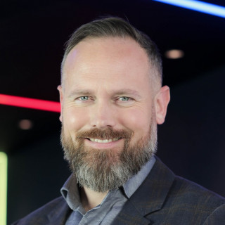 Rob McCargow Technology Impact Leader at PwC UK | Honorary Visiting Fellow at Bayes Business School | TEDx Speaker Top AI Influencer Victrays promote your tool